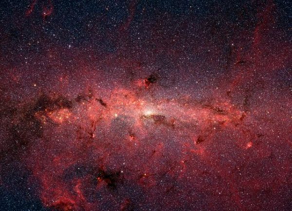 640px-Milky_Way_IR_Spitzer